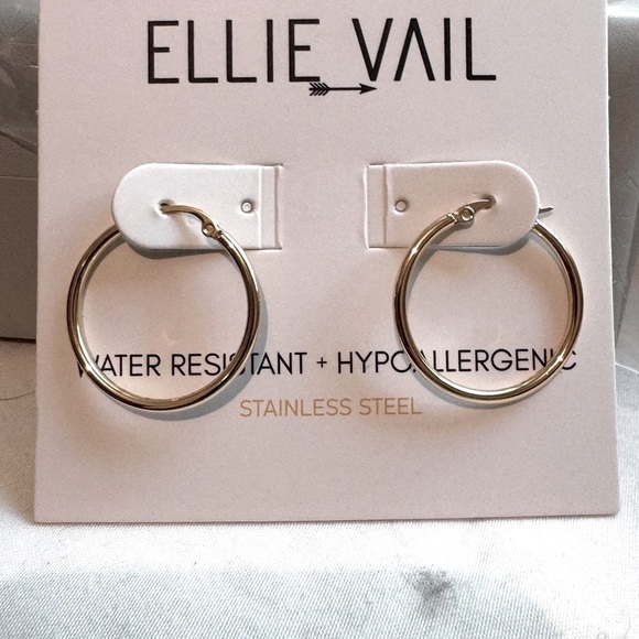 ⚡️Stunning One of a Kind Brand New Ellie Vail Laurette Medium Hoop Earrings ⚡️ - Picture 8 of 15